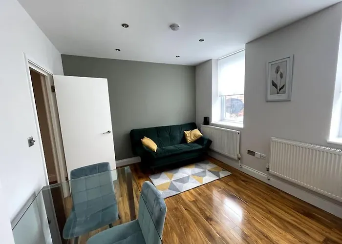 Stunning Luxury One Bedroom Serviced Apartment - Central London